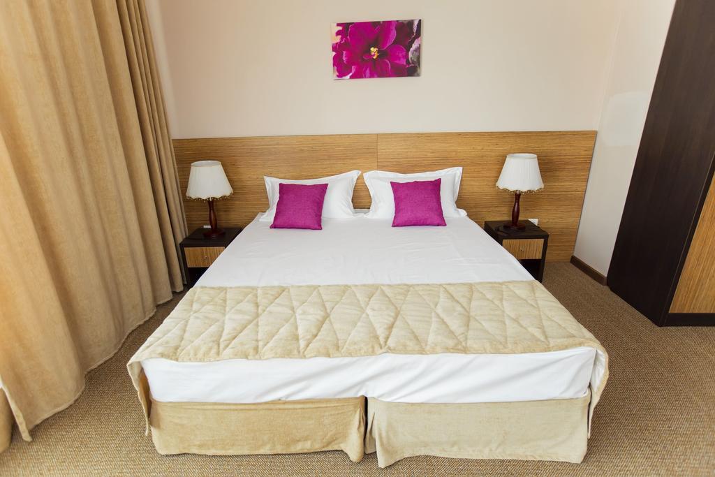 Kel Inn Hotel Astana Quarto foto